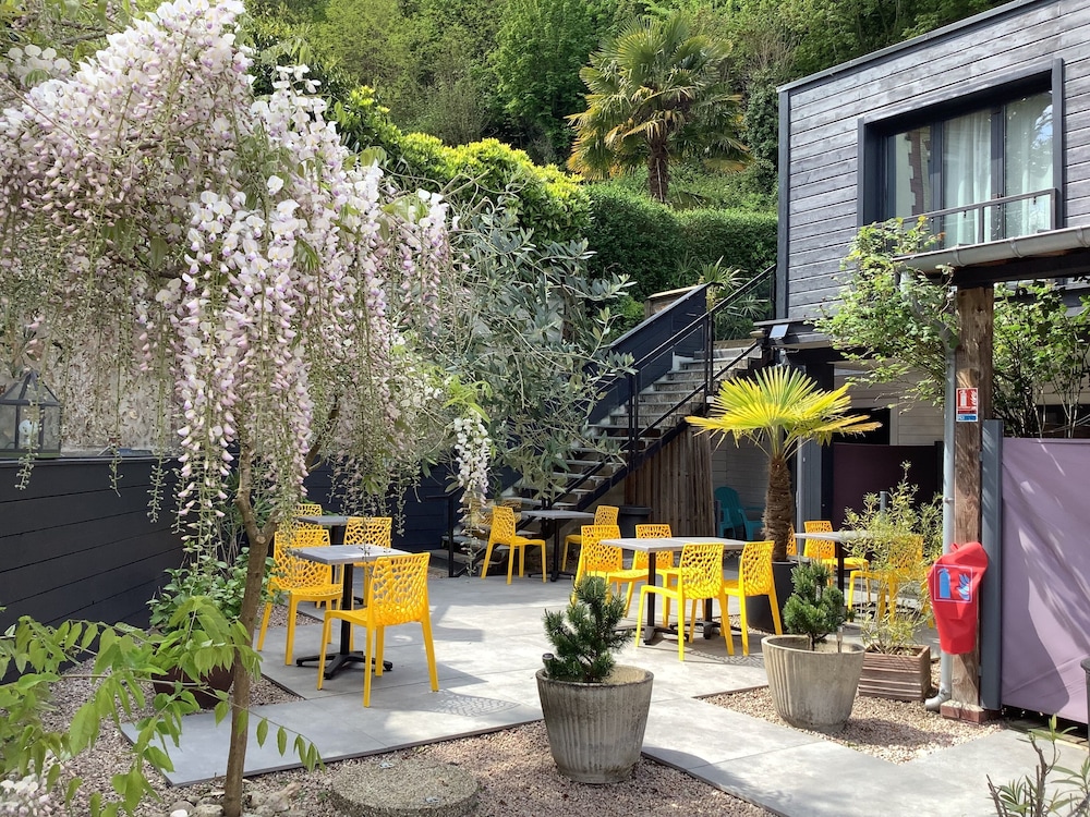 Hôtel Monet - carbon neutral hotel in Honfleur