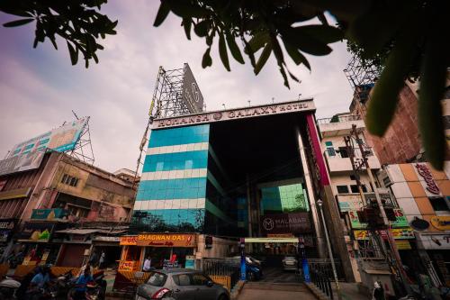 Homansh Galaxy Hotel 18446369 — Kanpur