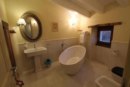 Scardalano Resort — Morcone
