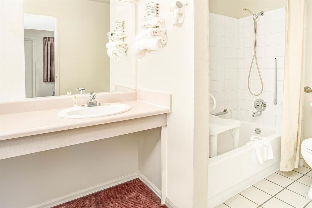 Travelodge Aurora Denver Area - photo 10