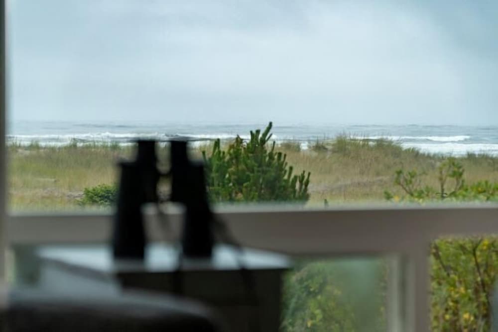 The Tides - photo 190