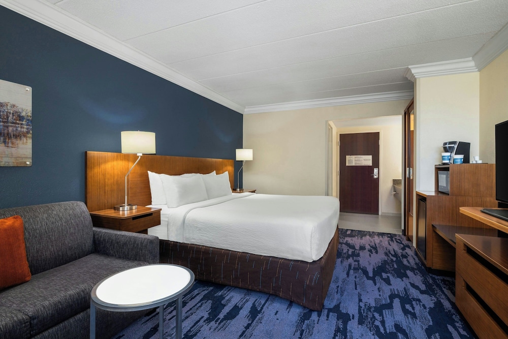 Fairfield by Marriott Inn & Suites Herndon Reston - photo 7