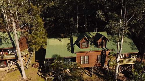 Barrington Wilderness Cedar Lodge Accommodation — 4-Star Luxury Hotel in Salisbury, Australia