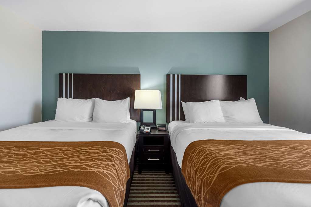 Comfort Inn & Suites Perry I 35 - photo 30