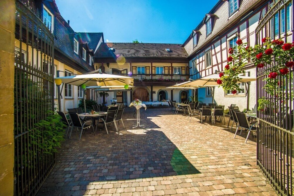 Schloss Döttingen - last minute hotel in Braunsbach