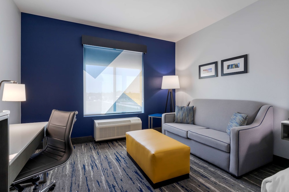 Holiday Inn Express And Suites Choctaw Oklahoma City East by IHG - photo 9