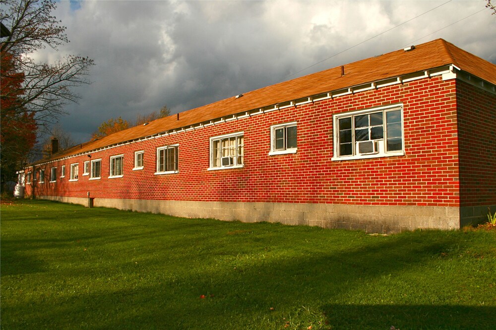 Mountaineer Motel - photo 24