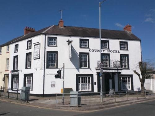 The County Hotel — hotel in Haverfordwest