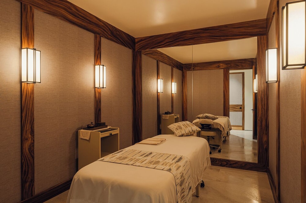 Massage in accommodation