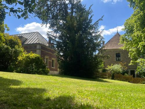 Les Ecuries du Chateau — hotel in Boissy-Saint-Leger
