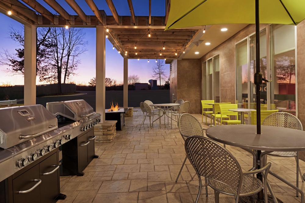Home2 Suites by Hilton Woodbridge Potomac Mills - photo 47