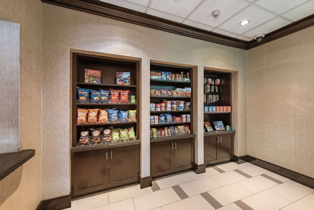 Homewood Suites by Hilton Oxnard Camarillo - photo 79
