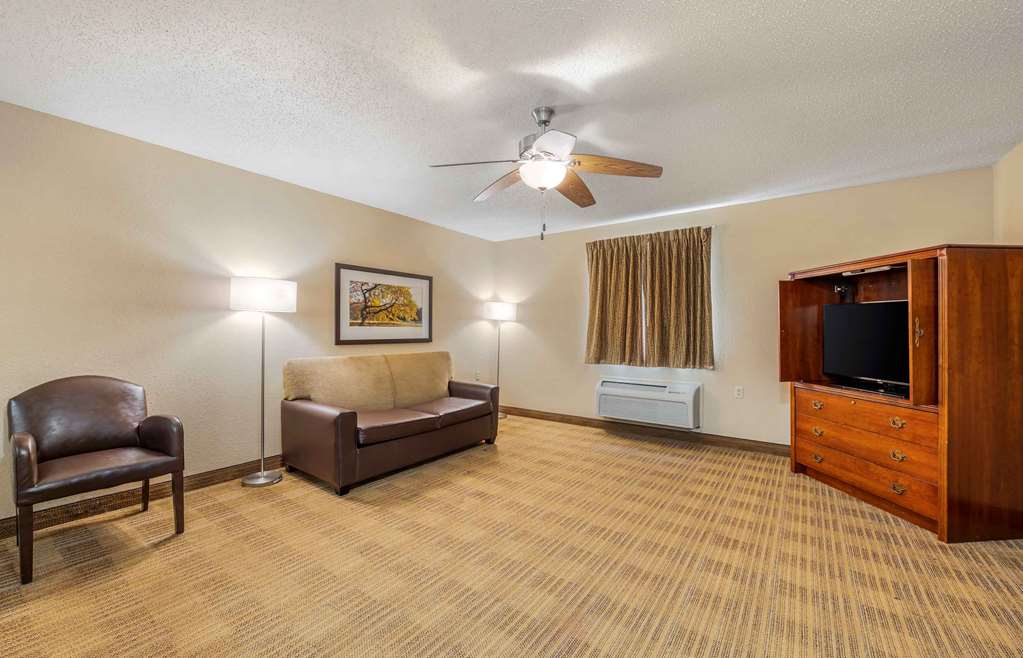 Extended Stay America Suites Evansville East - photo 31