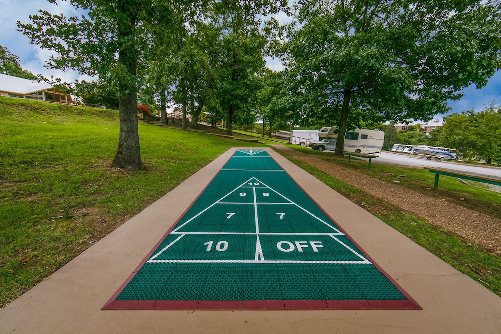Holiday Inn Club Vacations Holiday Hills Resort Branson by IHG - photo 37