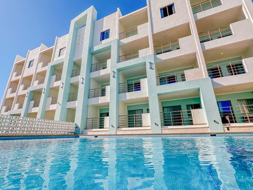 Costa Elegante Hotel & Suites pet-friendly hotel Puerto Penasco