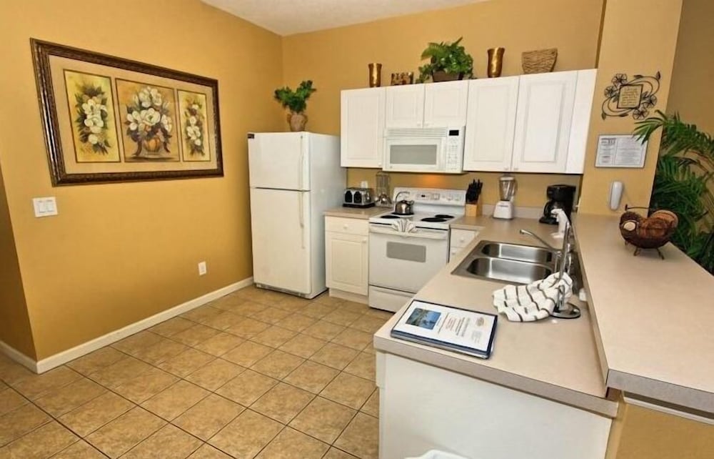 3 Bedroom 3 Bath Townhouse in Gate Resort 3 Townhouse by RedAwning - photo 7