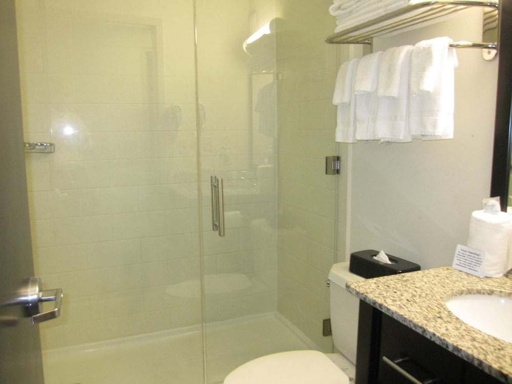 Cresthaven Inn JFK - photo 36