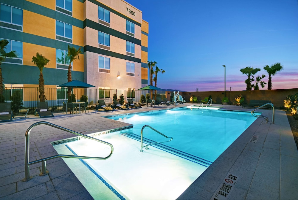 Hampton Inn Las Vegas Strip South NV - photo 21