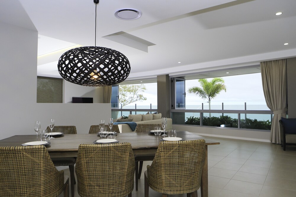 Aqua Aqua Luxury Penthouses — Urangan — photo 5