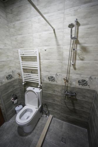 Hotel Daisy S Home