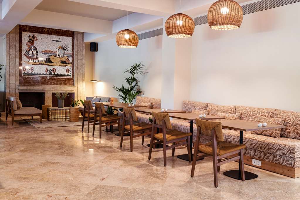 מזון ומשקאות