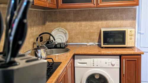 Maximilian Apartment