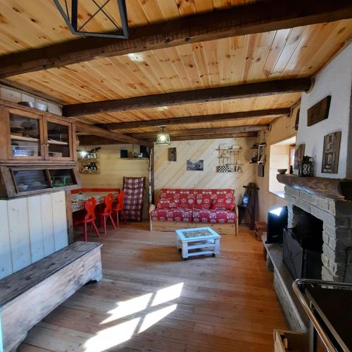 Baita Autentica Your Mountain Holiday pet-friendly hotel Premana