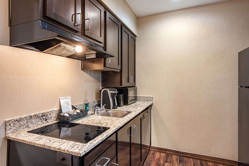 Homewood Suites by Hilton Oxnard Camarillo - photo 24