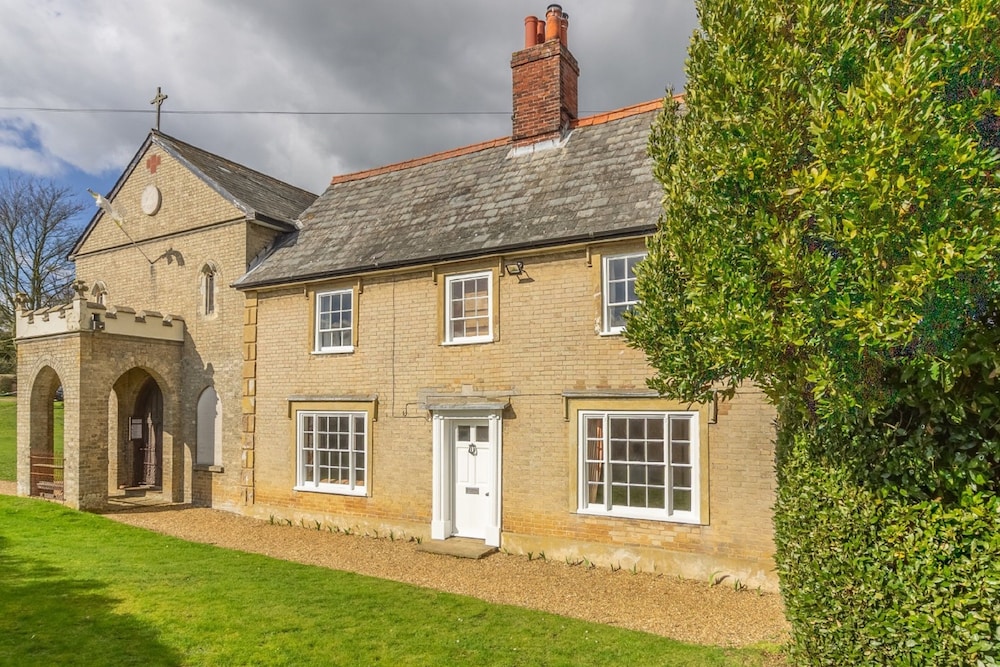 The Presbytery — 4-Star Luxury Hotel in Colchester, United Kingdom