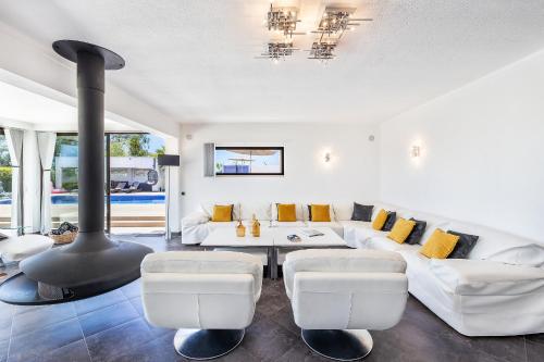 Loendros Calma Moradia com Piscina Privada Guia — Guia — photo 4