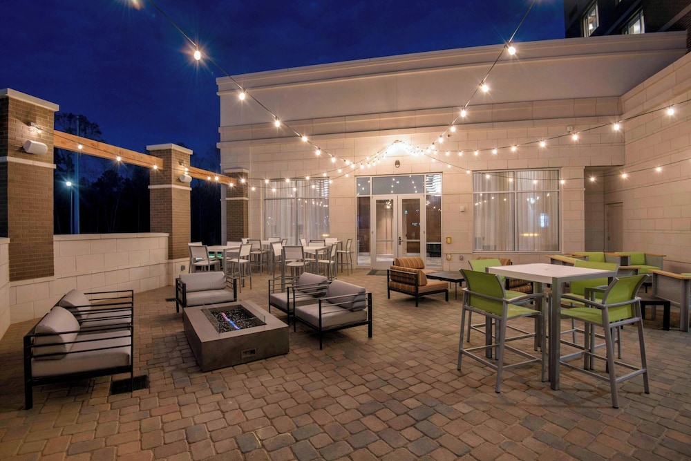 Courtyard by Marriott Raleigh Cary Parkside Town Commons - photo 45