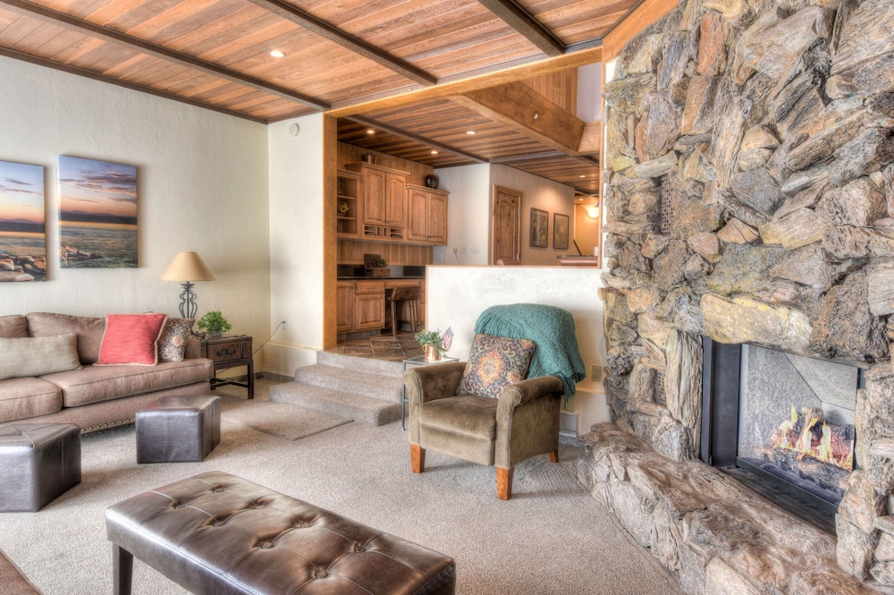 Brockway Springs Lodge - photo 14