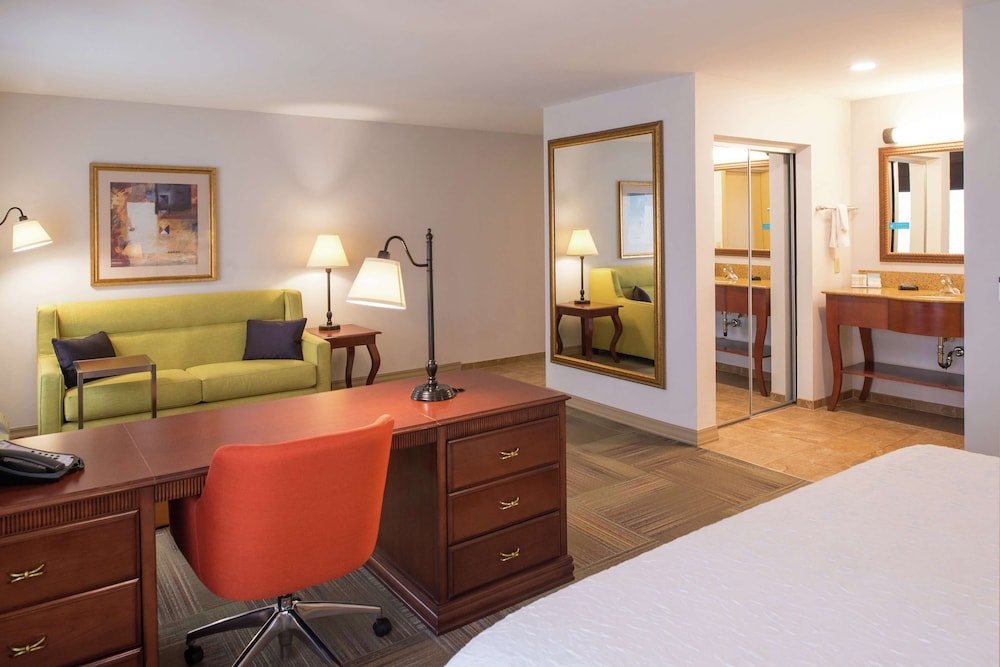 Hampton Inn & Suites Rifle - photo 16