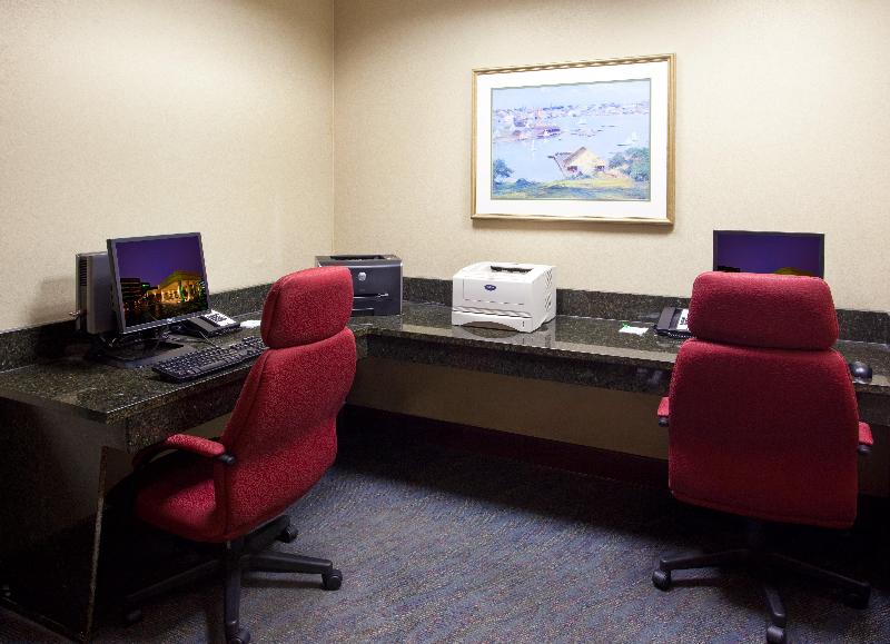 DoubleTree by Hilton Dayton Fairborn - photo 9