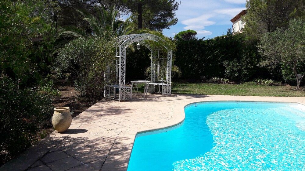 Escale de Charme in Saint-Raphael, France