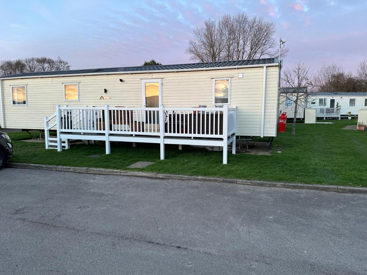 13 Chorley close — hotel in Walton-On-The-Naze