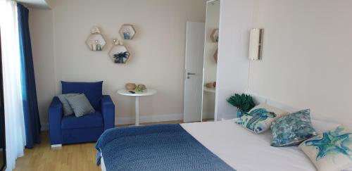 Apartment in Orbi City