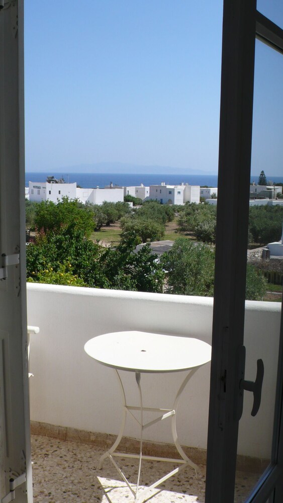 Anezina Hotel — Paros — photo 4