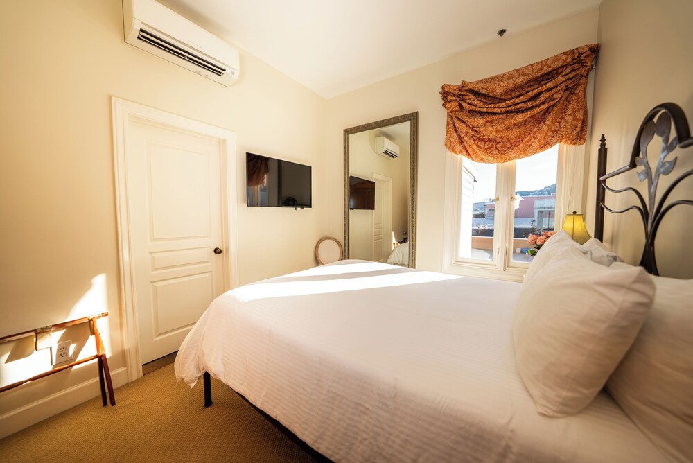 Hotel Sausalito - photo 19