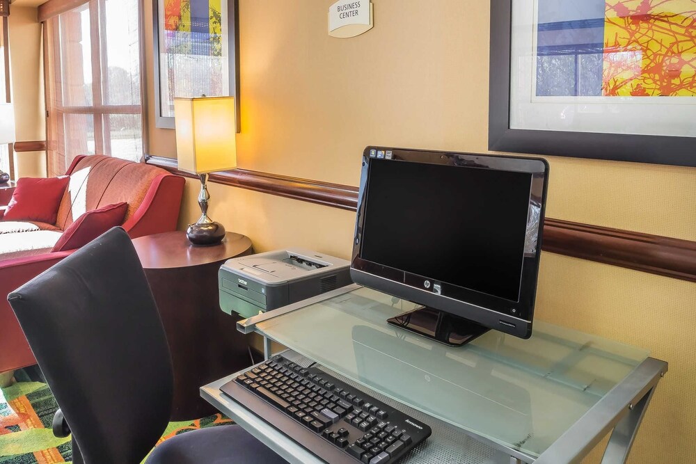Quality Inn Spring Valley Nanuet - photo 36