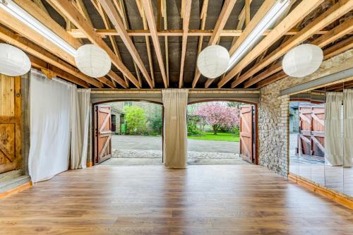 Central Malham Wellbeing Escape 1 bed cottage with yoga studio