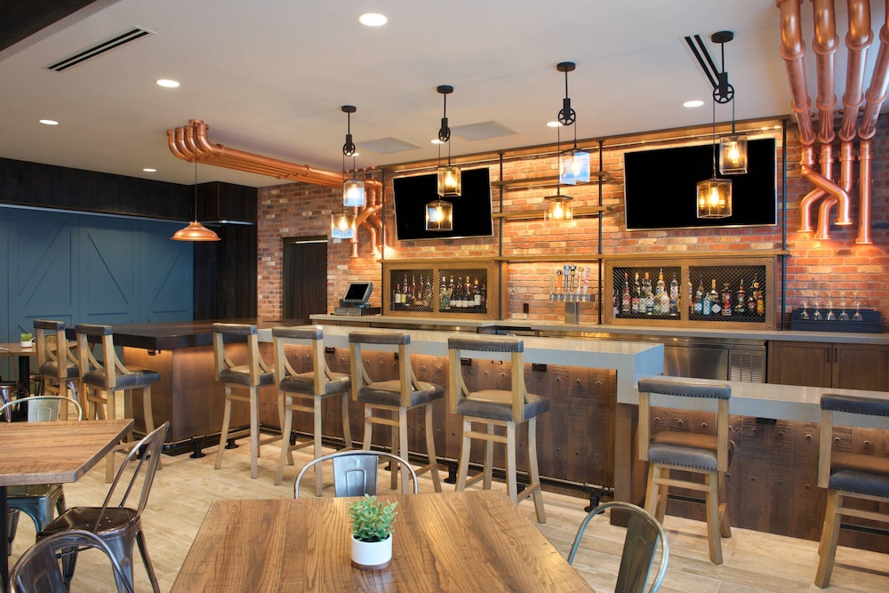 SpringHill Suites by Marriott Bend - photo 5