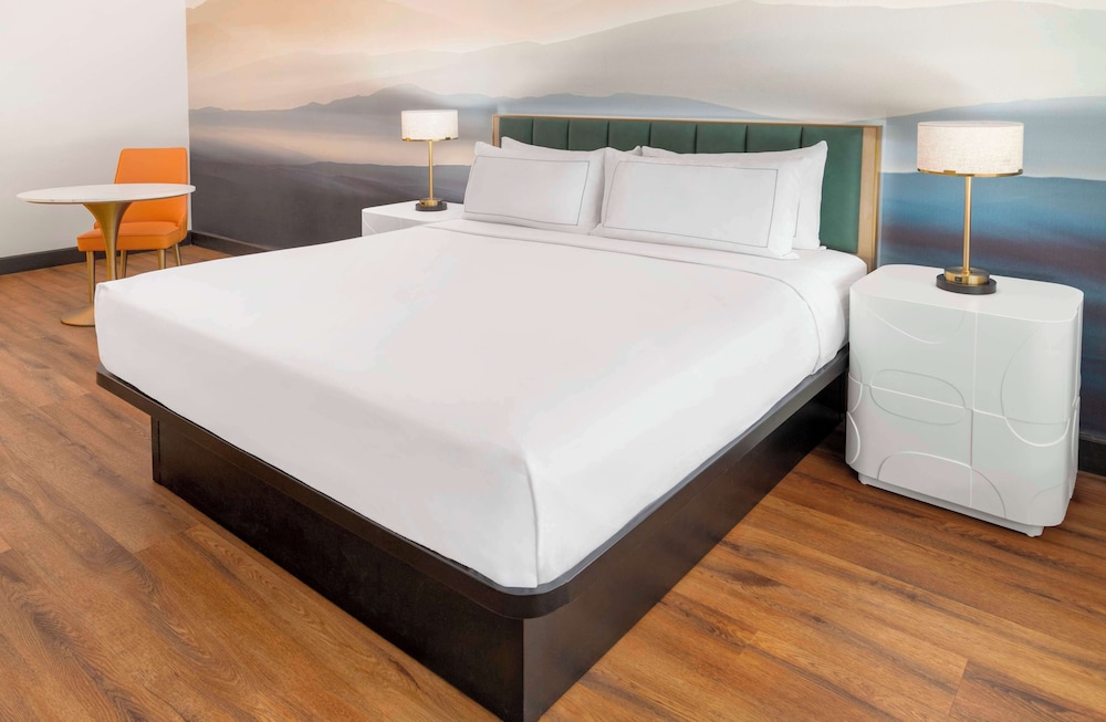 DoubleTree by Hilton Phoenix Gilbert - photo 11