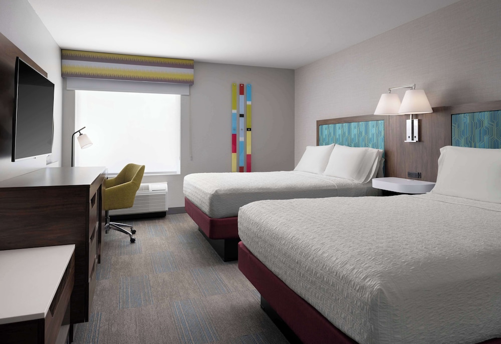 Hampton Inn San Diego Del Mar - photo 8