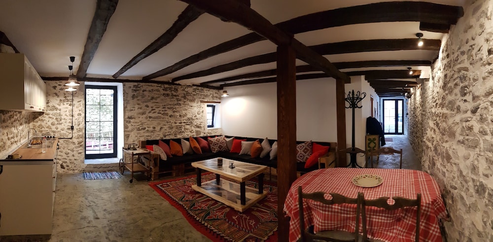 Atelier Boutique Hotel - last minute hotel in Shkoder