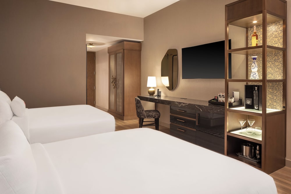 Caesars Republic Scottsdale a Hilton Hotel - photo 13