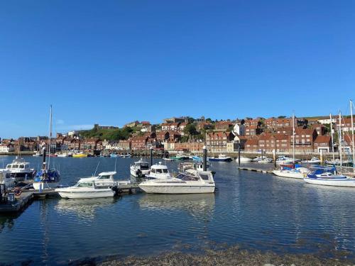 Scoresby Quarters Whitby Holiday Home