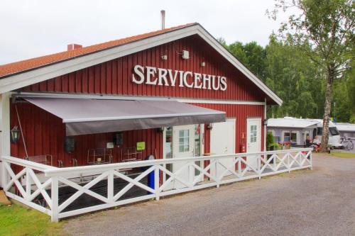 Malmköpings Bad & Camping & Fastighetsservice AB — 4-Star Luxury Hotel in Flen, Sweden