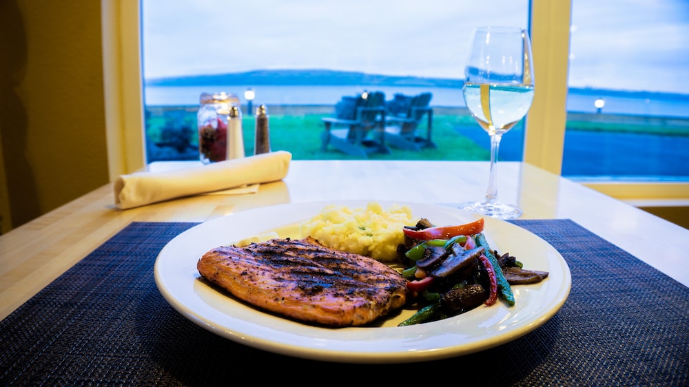 River Lodge And Grill - photo 47
