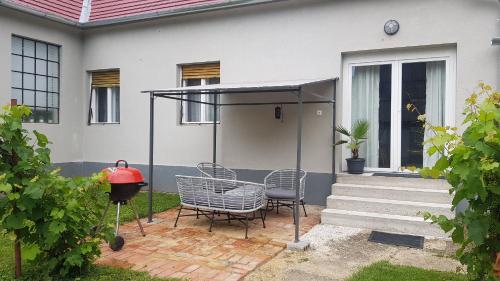 A papa háza vendégház in Unknown City, Hungary